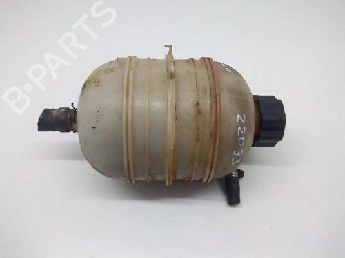 Used Expansion tank PEUGEOT 206 Hatchback (2A/C) 1.1 i (60 hp) 6519467