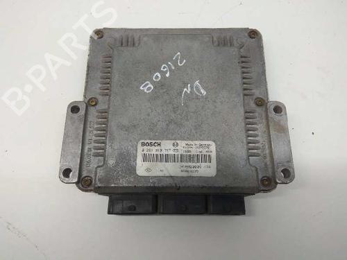 Used Engine control unit (ECU) RENAULT MASTER II Van (FD) 2.2 dCI 90 (90 hp) 6436864