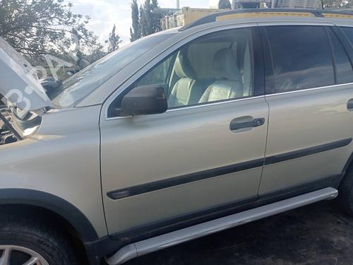 Used Left front door VOLVO XC90 I (275) [2002-2015]  21044244