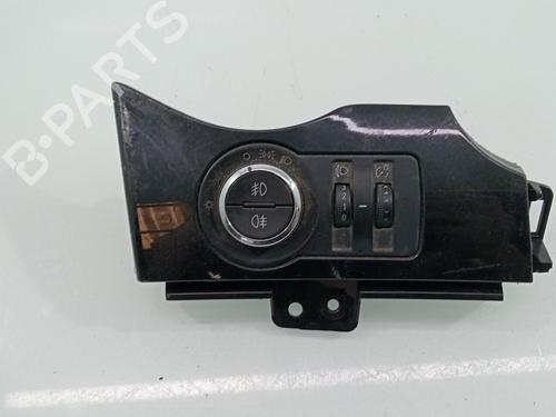 Used Headlight switch CHEVROLET ORLANDO (J309) [2010-2025]  29536655
