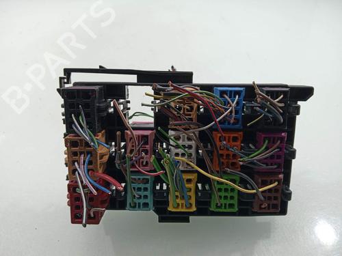 Fuse box VW TRANSPORTER T5 Van (7HA, 7HH, 7EA, 7EH) 1.9 TDI | BP40150601E1 - Image 2