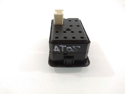 Left front window switch HYUNDAI ATOS (MX) 1.1 | BP11768201I27 