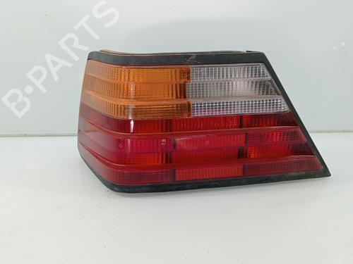Used Left taillight Left taillight MERCEDES-BENZ 124 Saloon (W124) 300 D (124.130) (109 hp) 31952444 31952444