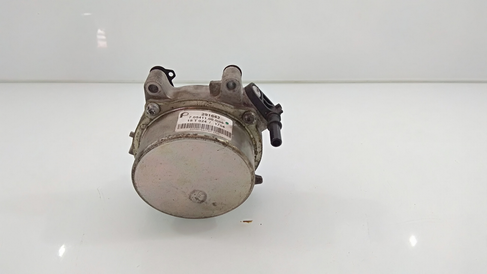 Vacuum pump – Maserati QUATTROPORTE VI 3.0 D (2013-2026)