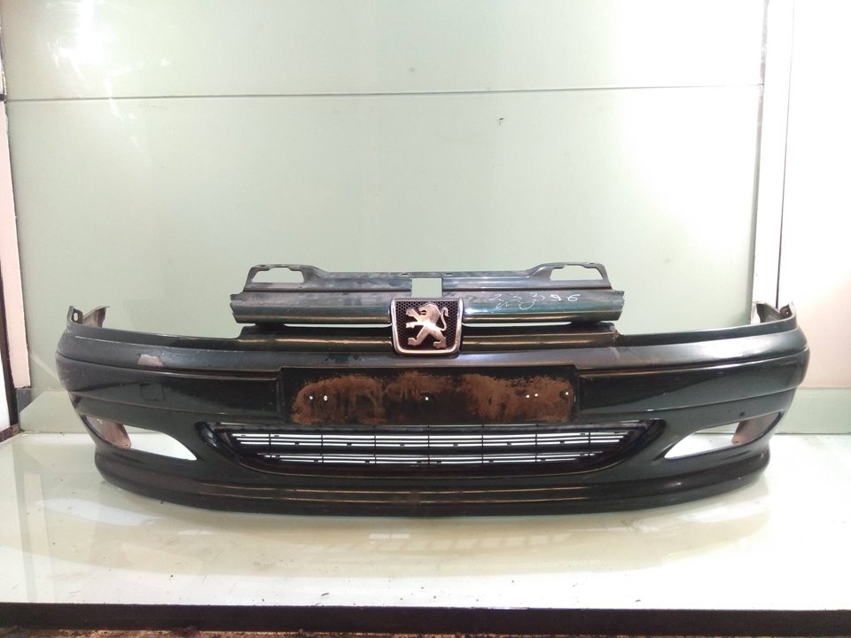 Pare-choc Avant Pour Peugeot 406 Phase 1 - Réf 7401E9, Gris Foncé, état Moyen