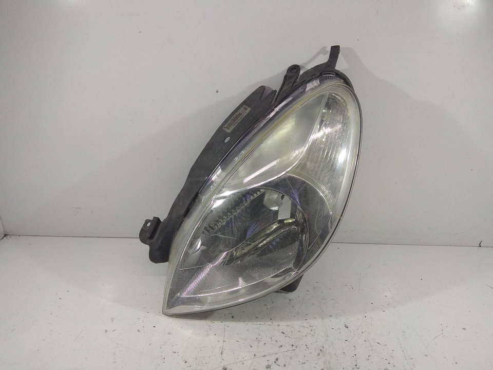 Left headlight CITROËN XSARA PICASSO (N68) 1.6 HDi 8054756 BParts