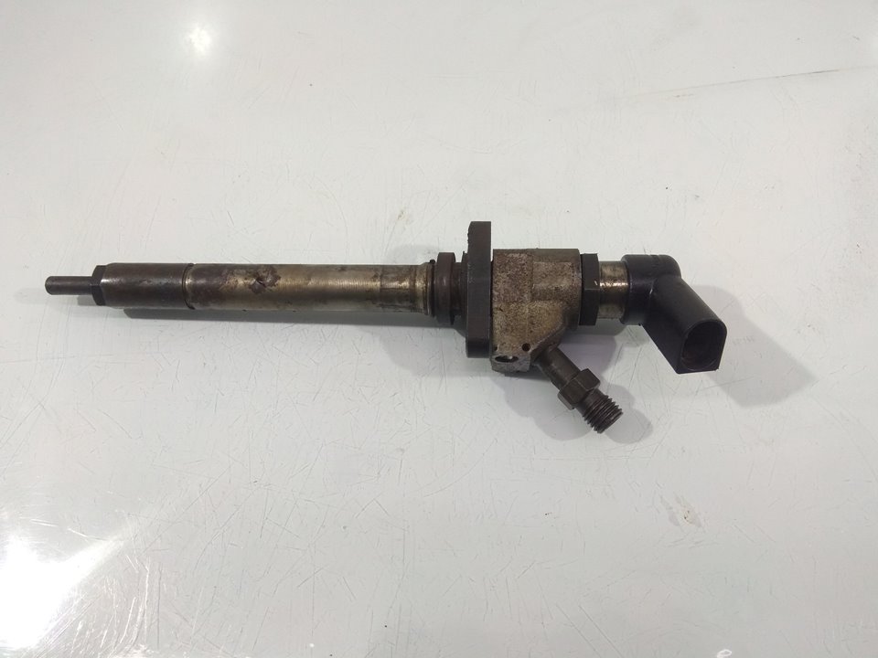 Injector PEUGEOT 307 (3A/C) 2.0 HDi 90 9515218 | B-Parts
