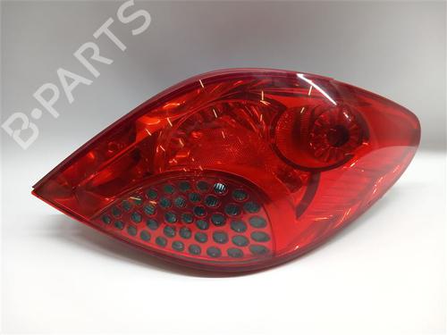 Used Right taillight Right taillight 39496191 39496191