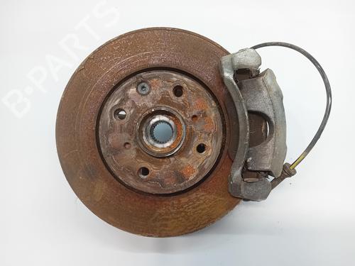 Used Right front steering knuckle TOYOTA AYGO (_B4_) 1.0 VVTi (KGB40) (72 hp) 26447442