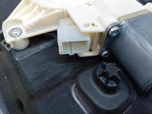 Front left window mechanism MERCEDES-BENZ GLA-CLASS (X156) GLA 200 CDI / d (156.908) | BP22319664C22 