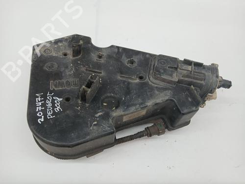Used AdBlue tank AdBlue tank PEUGEOT 3008 I MPV (0U_) 1.6 HDi (109 hp) 33620241 33620241