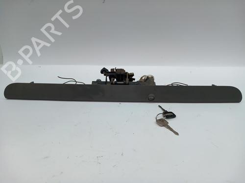 Used Tailgate handle Tailgate handle MERCEDES-BENZ VITO Bus (W638) 110 TD 2.3 (638.174) (98 hp) 33535266 33535266