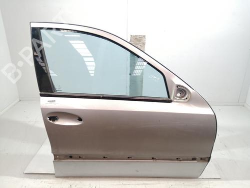 Used Right front door MERCEDES-BENZ E-CLASS (W211) E 320 CDI (211.026) (204 hp) 15184284
