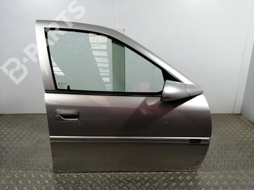 Used Right front door Right front door OPEL VECTRA B Hatchback (J96) 1.8 i 16V (F68) (116 hp) 11055014 11055014
