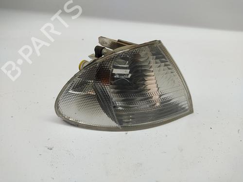 Pisca frente direito Pisca frente direito BMW 3 (E46) 320 d (136 hp) 35783455 35783455
