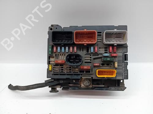 Used Fuse box PEUGEOT 308 I (4A_, 4C_) 1.6 16V (150 hp) 31070311