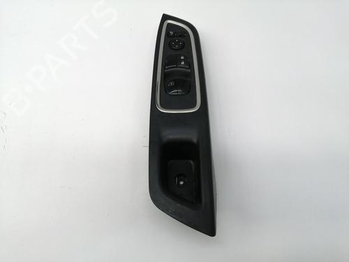 Used Left front window switch NISSAN MICRA V (K14) [2016-2025]  18090039