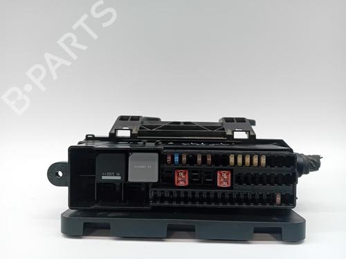 fuse-box-volvo-v40-hatchback-525-2012-2013-2014-2015-2016-2017-2018-2019-38777433 main image