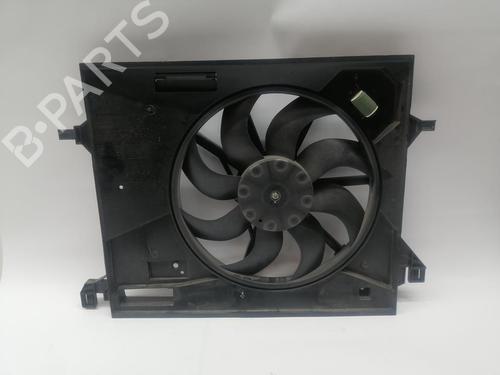 Used Radiator fan Radiator fan 37181553 37181553