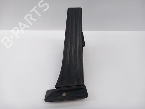 Pedal BMW 1 (F21) 120 d xDrive (184 hp) 18141346