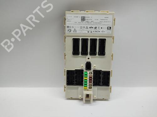 Used Fuse box MINI MINI (F56) Cooper SE / Electric (184 hp) 30441121