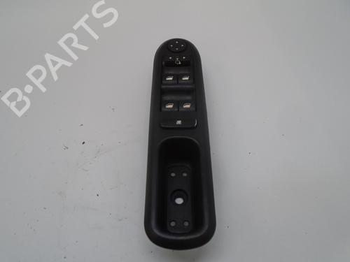 Used Left front window switch PEUGEOT 407 (6D_) 2.0 (6DRFNB, 6DRFNE) (136 hp) 8194535