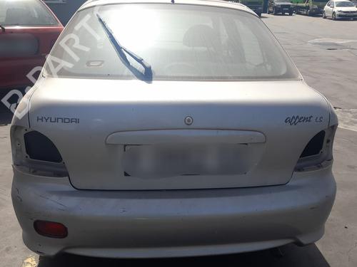 Right front indicator HYUNDAI ACCENT I (X-3) 1.3 i 12V | BP10013787C33