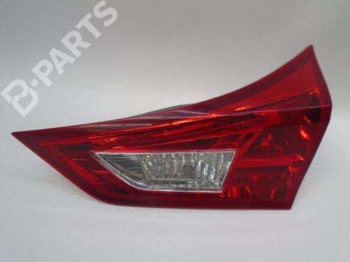 Used Right tailgate light Right tailgate light TOYOTA AURIS (_E18_) 2.0 D-4D (ADE186_, ADE186R) (124 hp) 10254436 10254436