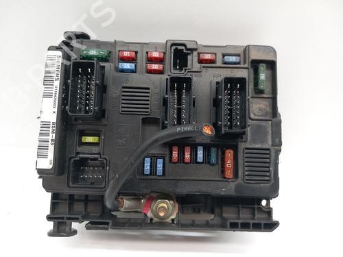 Used Fuse box Fuse box 38544509 38544509
