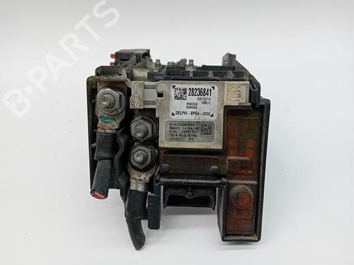 Used Fuse box Fuse box 37236568 37236568