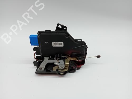 Used Front left lock VW GOLF V (1K1) [2003-2010]  22797257