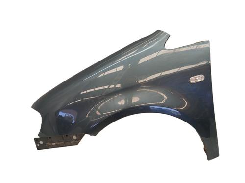 Used Left front fenders Left front fenders 37030405 37030405