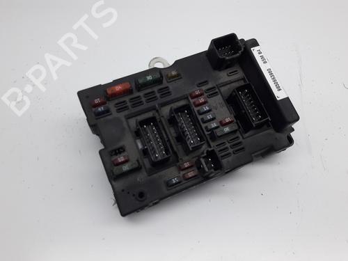Used Fuse box PEUGEOT 307 (3A/C) 2.0 16V (136 hp) 11018145