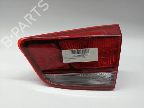 Farolim direito da mala KIA RIO IV (YB, SC, FB) [2017-2025]  31089780