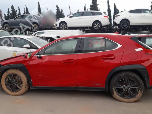 Brugte LEXUS UX (_AA1_, _AH1_, _MA1_) 250h (MZAH10) (184 hp) 4223845