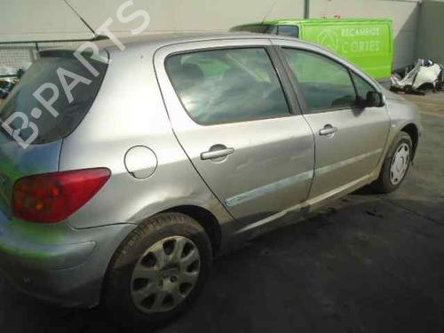 Fuse box PEUGEOT 307 (3A/C) 2.0 HDi 90 | BP5536179E1