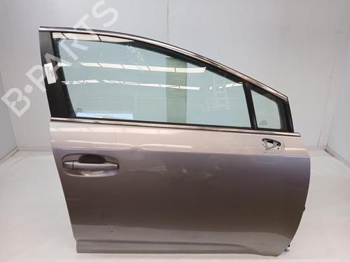 Used Right front door Right front door TOYOTA AVENSIS Saloon (_T27_) 2.2 D-4D (ADT271_, ADT271R) (150 hp) 35803863 35803863