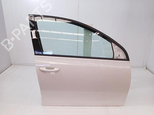 Used Right front door Right front door 36781417 36781417
