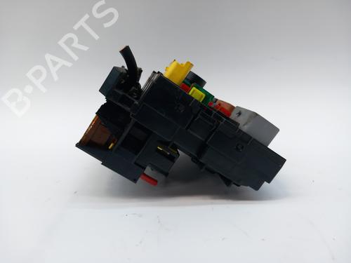 Fuse box PEUGEOT 307 Break (3E) 1.6 HDi 110 | BP25157119E1 