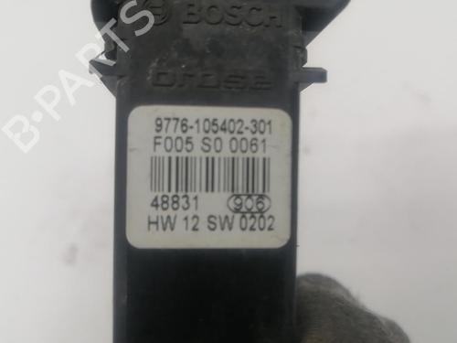 Left front window motor SEAT LEON (1M1) | BP30560894E21