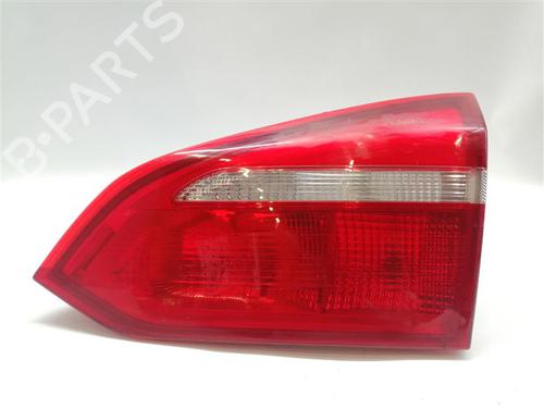Used Right tailgate light Right tailgate light 15850166 15850166