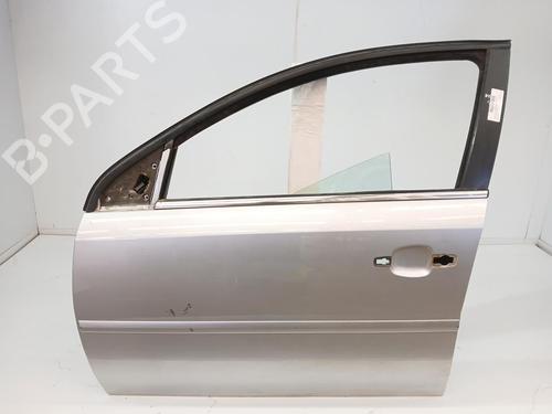 Used Left front door Left front door 23441813 23441813