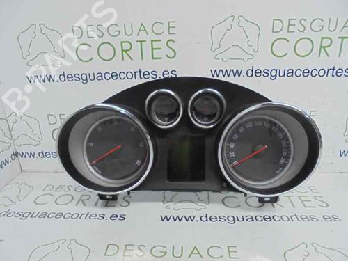 Used Instrument cluster OPEL ASTRA J Sports Tourer (P10) [2010-2015]  5529493