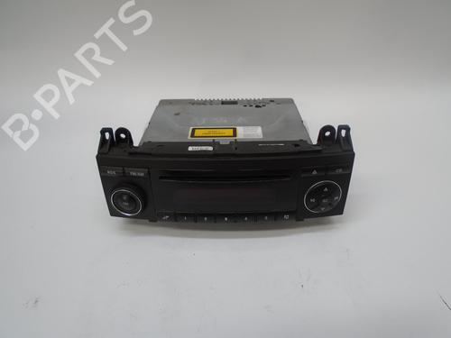 Used Radio MERCEDES-BENZ B-CLASS Sports Tourer (W245) B 180 CDI (245.207) (109 hp) 8102138