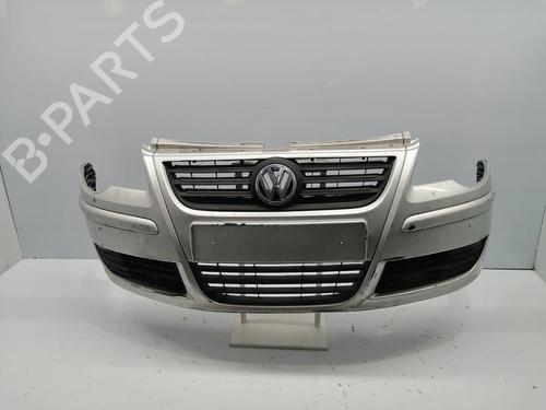 Used Front bumper VW POLO IV (9N_, 9A_) 1.4 16V (80 hp) 31158667
