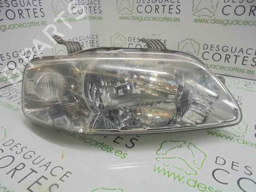 Used Right headlight Right headlight CHEVROLET AVEO / KALOS Hatchback (T200) 1.4 16V (94 hp) 5456372 5456372