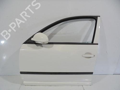 Used Left front door SKODA SUPERB I (3U4) 1.9 TDI (115 hp) 9539445