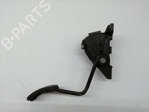 Used Pedal RENAULT TRAFIC II Bus (JL) 1.9 dCI 100 (JL0C, JL0K) (101 hp) 29267344
