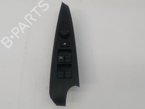 Used Left front window switch MAZDA 2 Hatchback (KB) [2022-2025]  30548582