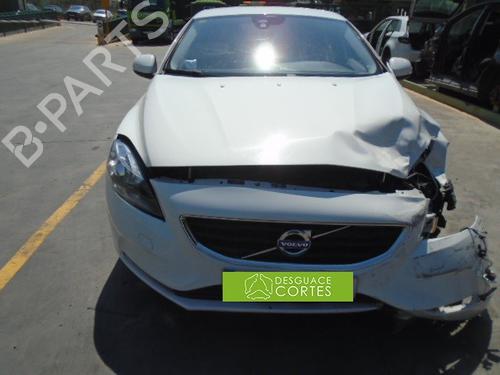 Used Parts VOLVO V40 Hatchback (525) D2 4975432